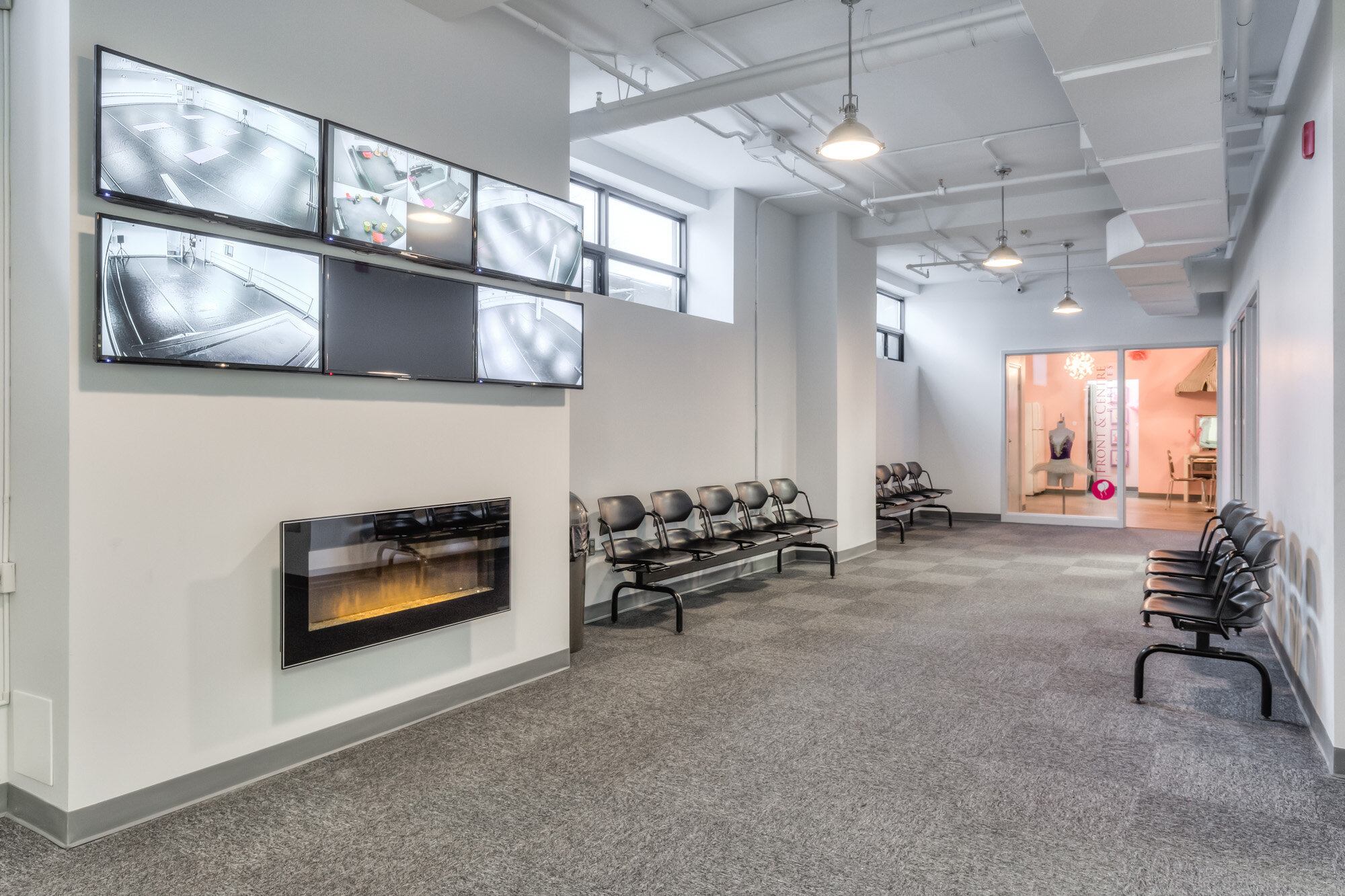 IMG_Parent waiting room jpg.jpg