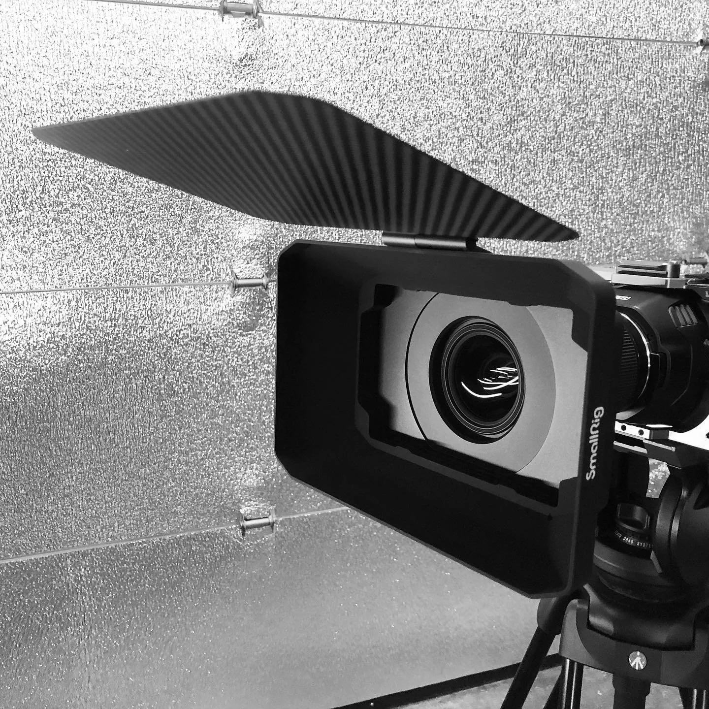 The new SmallRig Matte Box.  Holds 2 filters, blocks unnecessary light flares, and looks damn cool on any camera setup 😎
Extremely lightweight, clamps onto the front of your lens, or use with 15mm rod clamp.
.
..
...
....
Rent from us today & ch