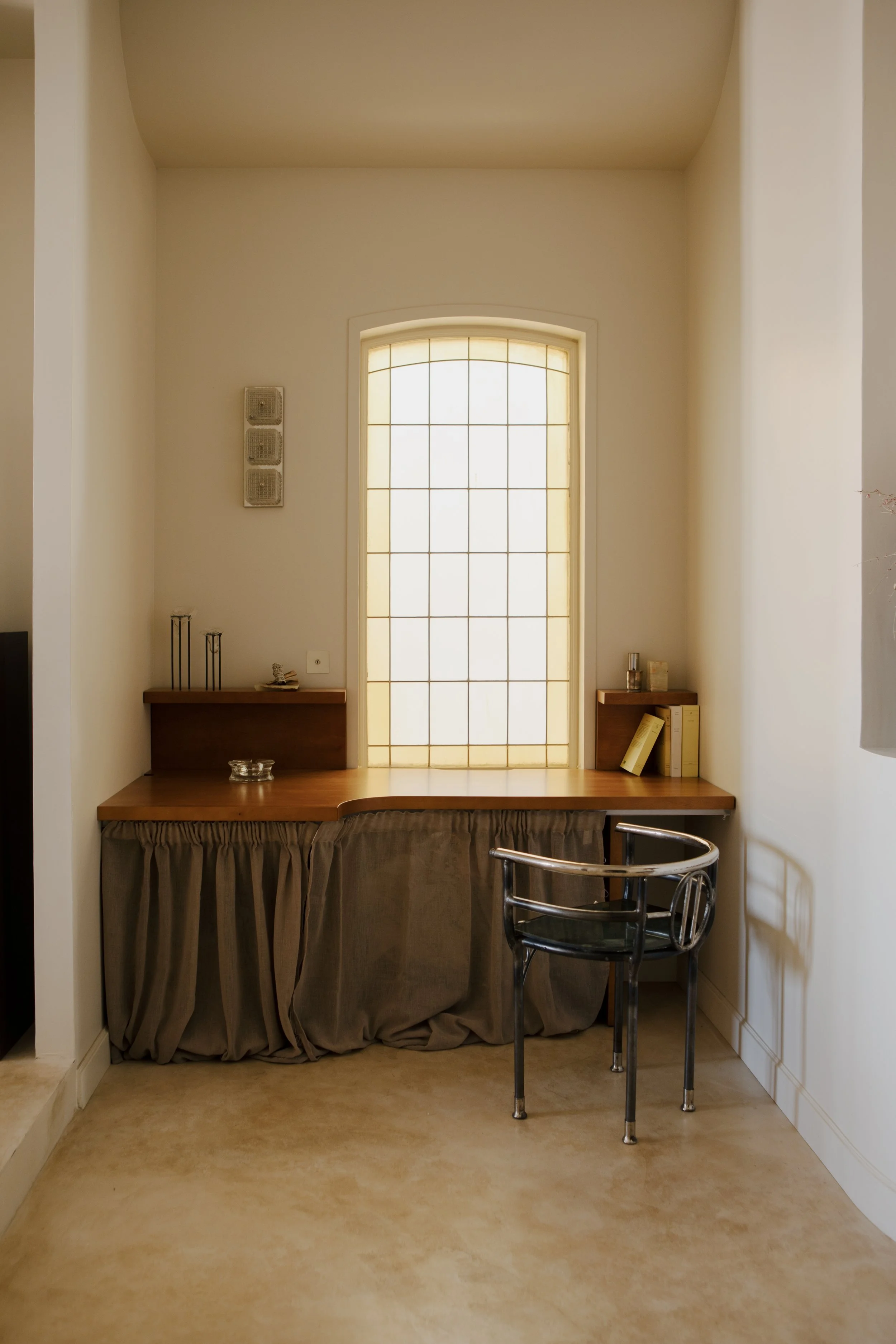 Le Refuge by Antes