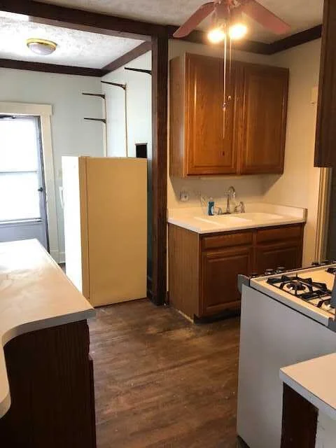 Traditional/Transitional Kitchen Remodel by Mattison Remodeling LLC project photo 2