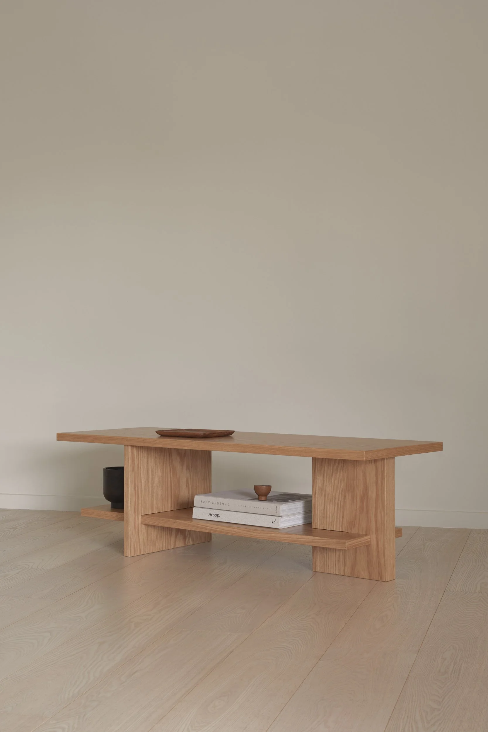 VERTONE_Aperture-Low-Table_Natural-Oak_02.jpg