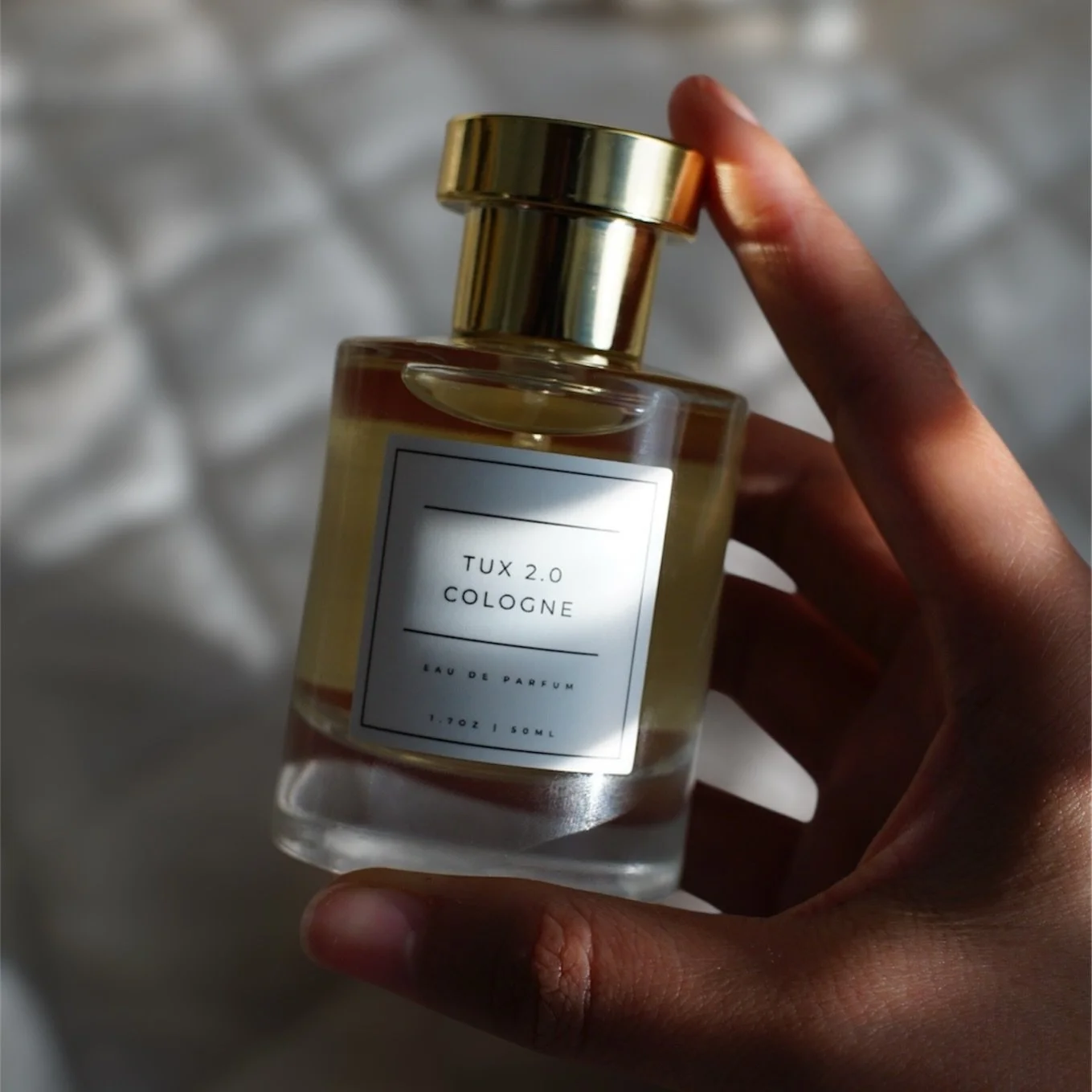 If you love&hellip;
calm vibes,
effortless versatility,
a scent that works day and night,
and a fragrance that settles into the room before you do&hellip;

Tux 2.0 is your match. ✨

Tux 2.0 is an inviting, classic fragrance that feels effortlessly re