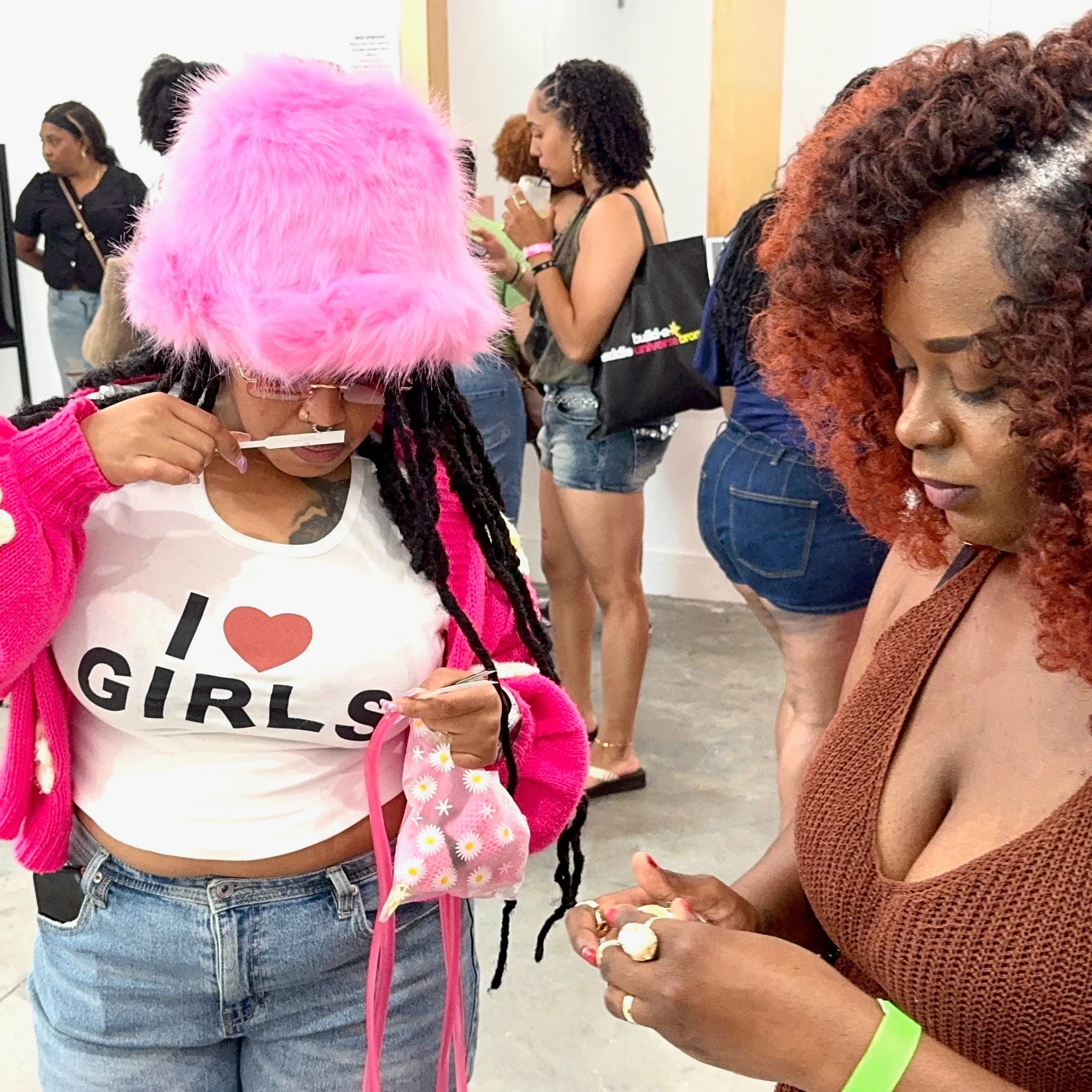 The Bronx owes us absolutely nothing! The Bronx showed us so much love! 🥰🥰

We had an incredible time celebrating alongside the Bronx Baddies and a community of inspiring women entrepreneurs showcasing their artistry, from press-on nails and tattoo