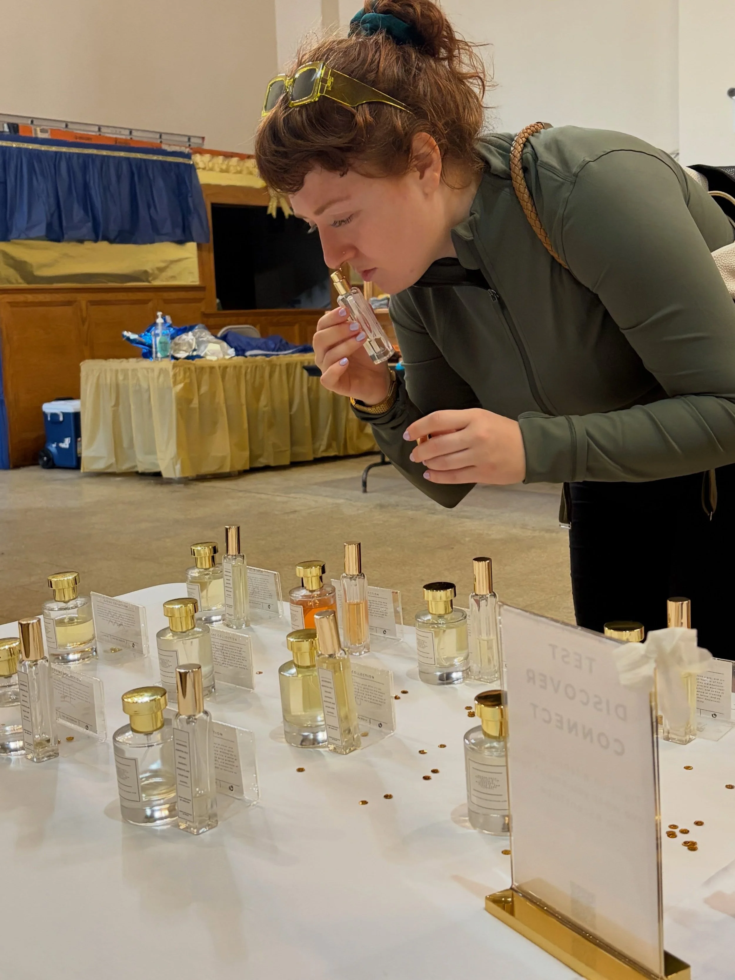 ✨ 3 Reasons to Choose a Fragrance That&rsquo;s YOU ✨

1. It&rsquo;s not about the trends. It&rsquo;s about YOU.

Just because everyone is wearing it doesn&rsquo;t mean it&rsquo;s your scent. The right fragrance is the one that speaks to you, compleme