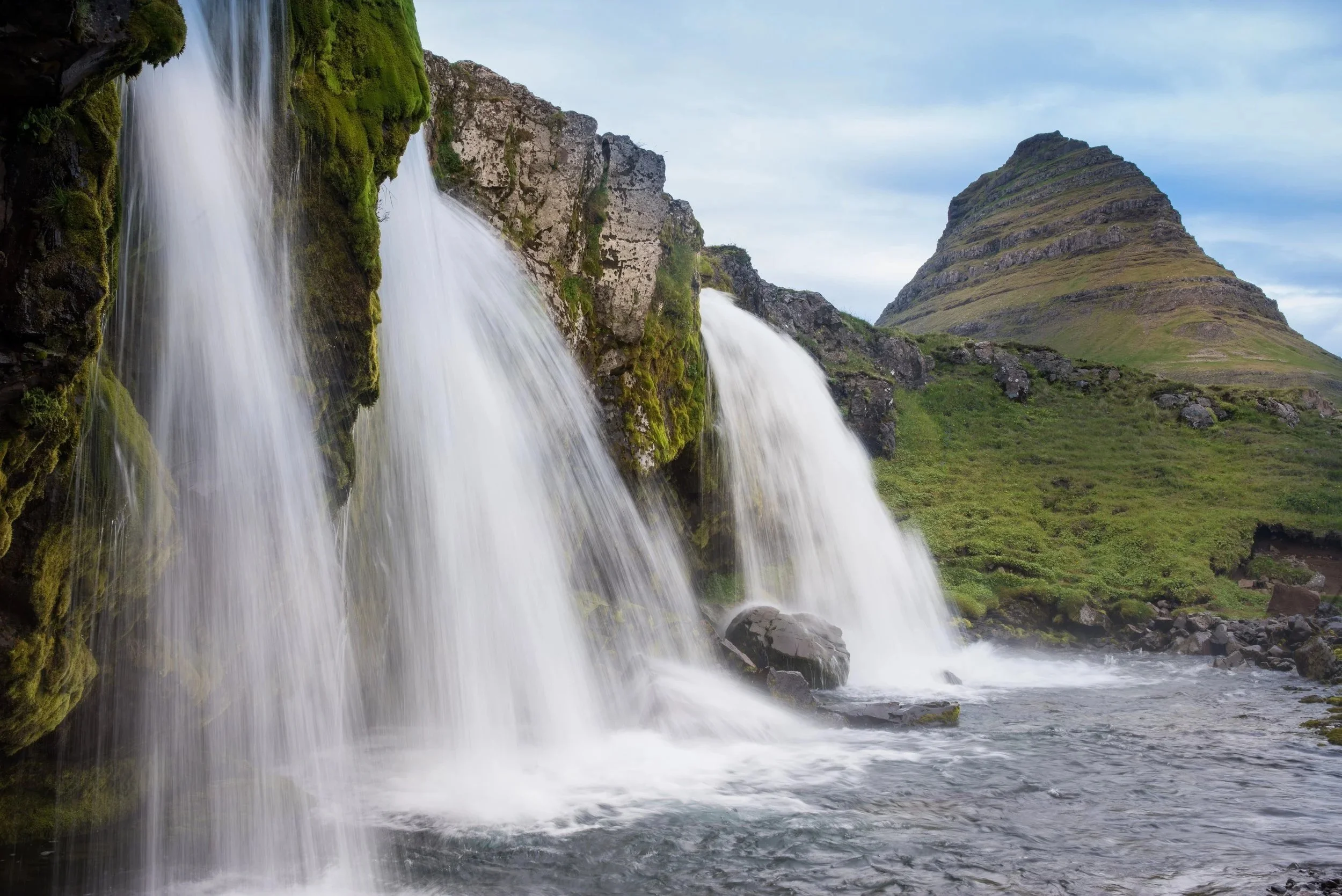 Dreamstime+Iceland+Snaefellness+Peninsula+Kirkjufel+Waterfalls+.jpg