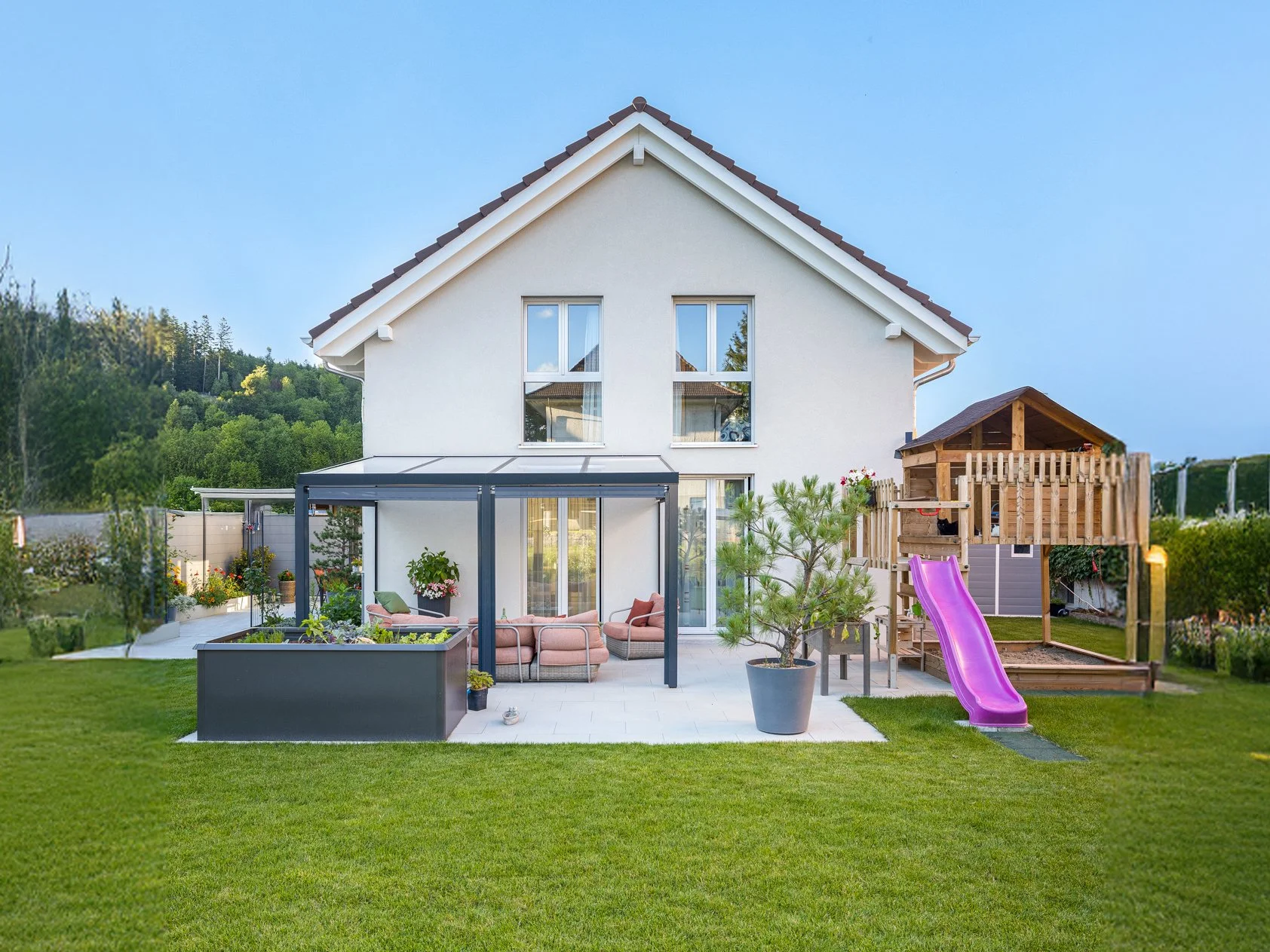 BAULAND & HAUSPROJEKT | Mit Landwirtschaftsfläche auf 1'770 m² Grundstück