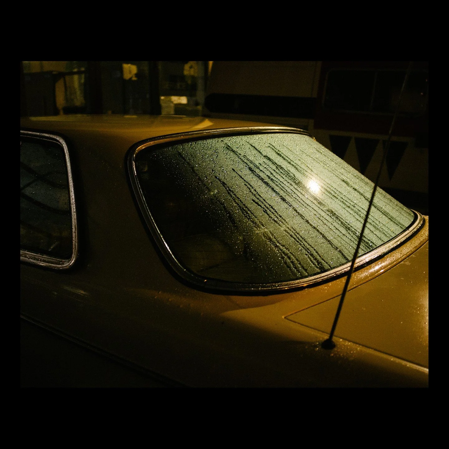Found some cool cars in Hamburg

#fujix100 #oldtimer