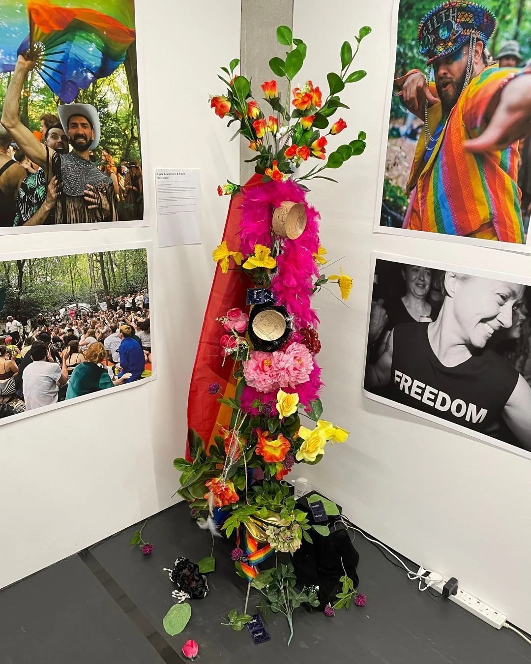 F**k Tree 
@queercircle

My dishes came out to play a soundscape by @brunch_is_dead documenting community stories from the annual This Is My Culture free party on Hampstead Heath, celebrating the life of George Michael, cruising culture and queer act