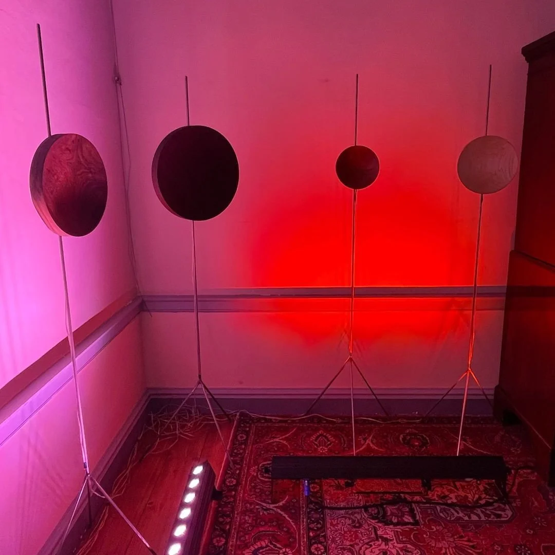LOSS 

4-way sound sculpture of wood turned dishes with transducers, on steel tripods.

Playing a 2x stereo channel soundcape 30-language poem about the subterranea of Londinium by Anthony Fisher in collaboration with @enfield_poets 

Installed at Fo
