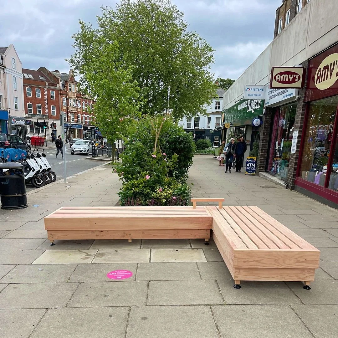 Stagesettee 
LFA24
@londonfestivalofarchitecture 
Designer: Mills Power Architects @millspowerarchitecture 
Client: LFA24 + East Finchley Town Team
Maker: Conor Hacon @commondesignuk 
Material: Douglas Fir from fallen trees on the Welsh borders

A pr