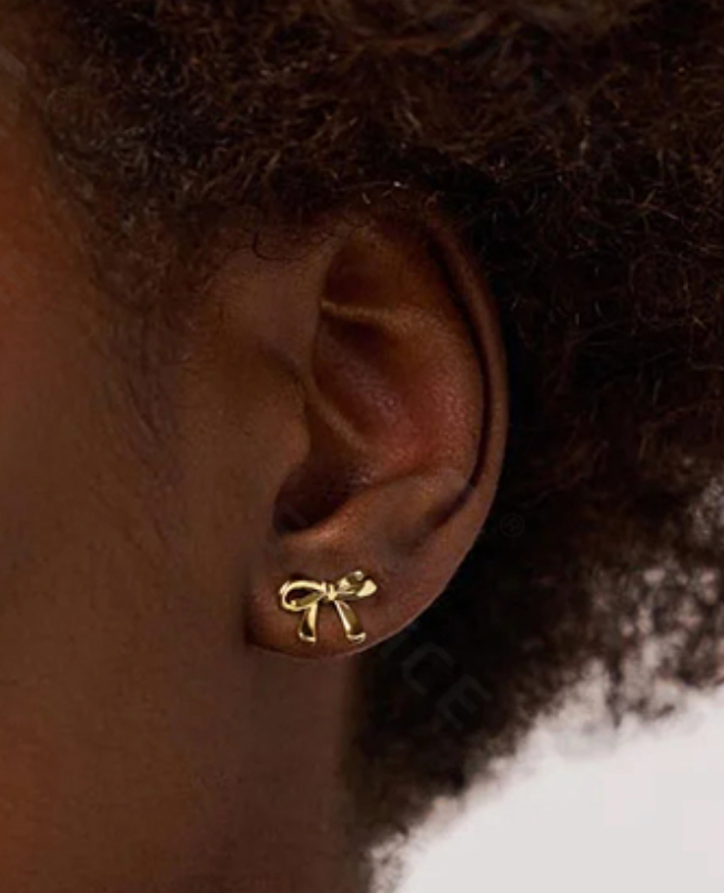 GOLD BOW STUDS NEW LIFESTYLE_.png