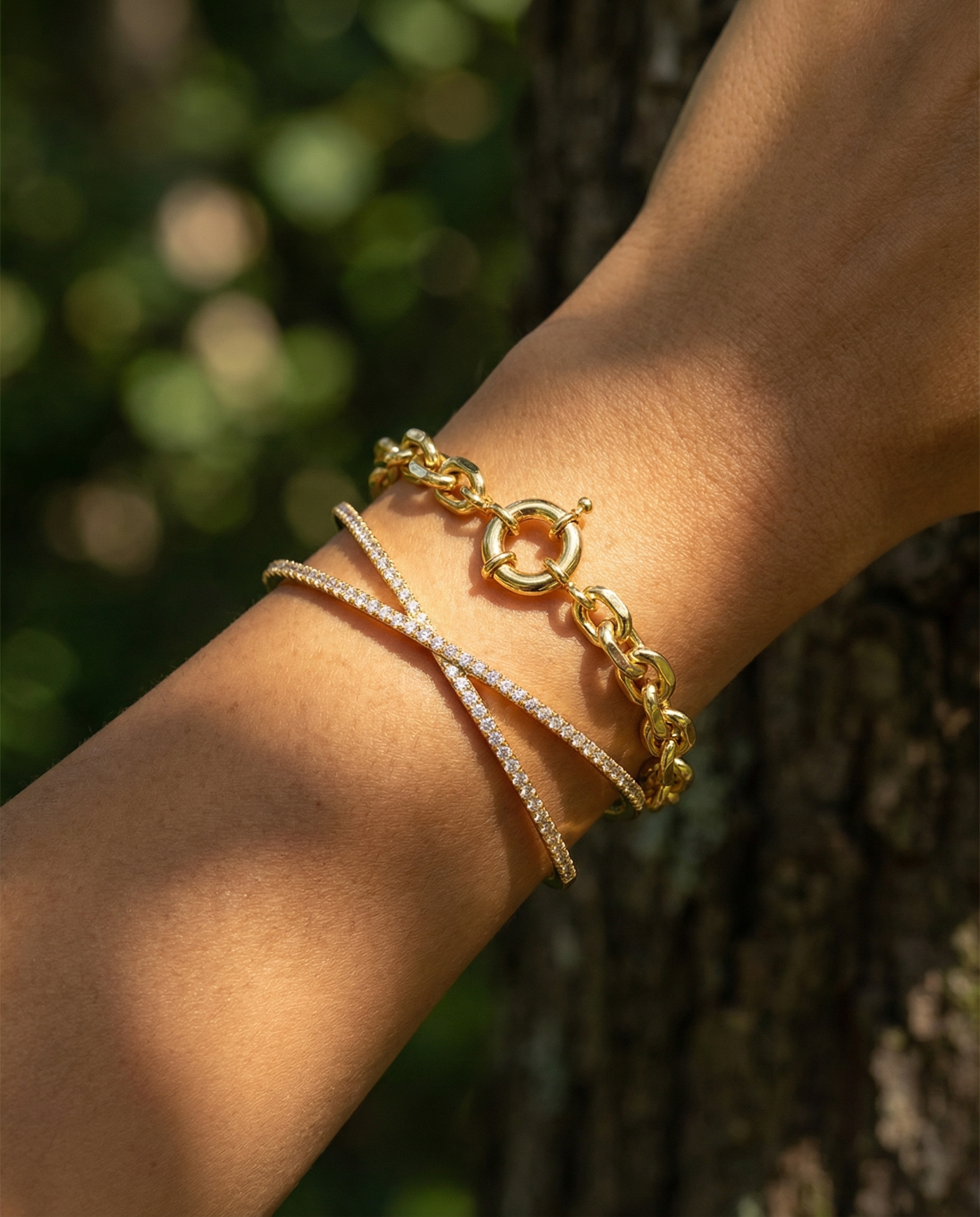 zirconia twist bracelet lifestyle .png