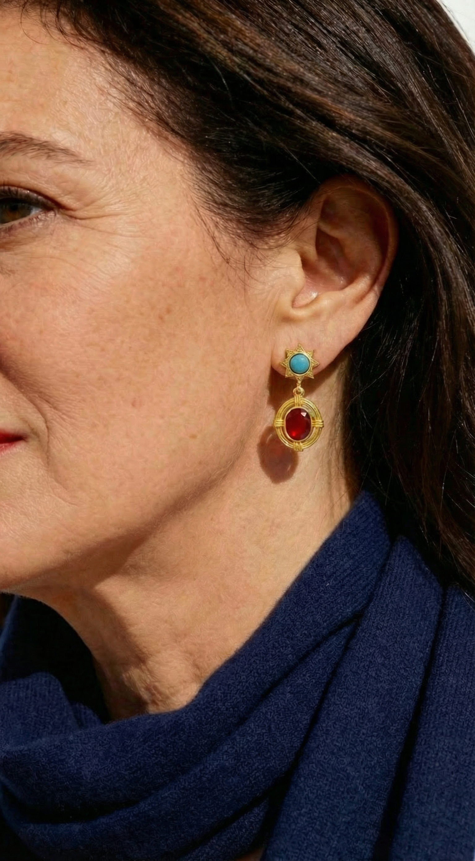 annie earring lifetyle .png