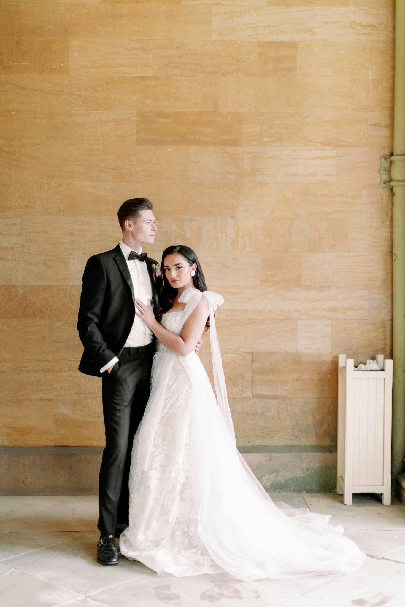 Editorial: Romantic Pinks & Reds at Prestwold Hall — Ink & Paper