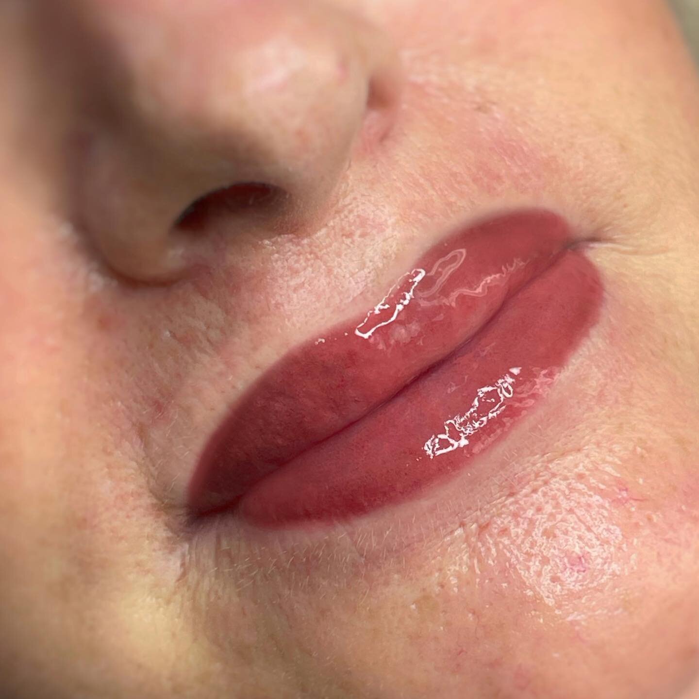 Lip blush beauty! 🌺
Custom matched to clients favourite lipstick. 

▪️Pigment will soften over 50% once healed

▪️Natural lasting results 

▪️Healing time 7-10 days

▪️Appointment length 1.5 hours 

▪️Colour lasting up to 3-5 years 

▪️Swelling will