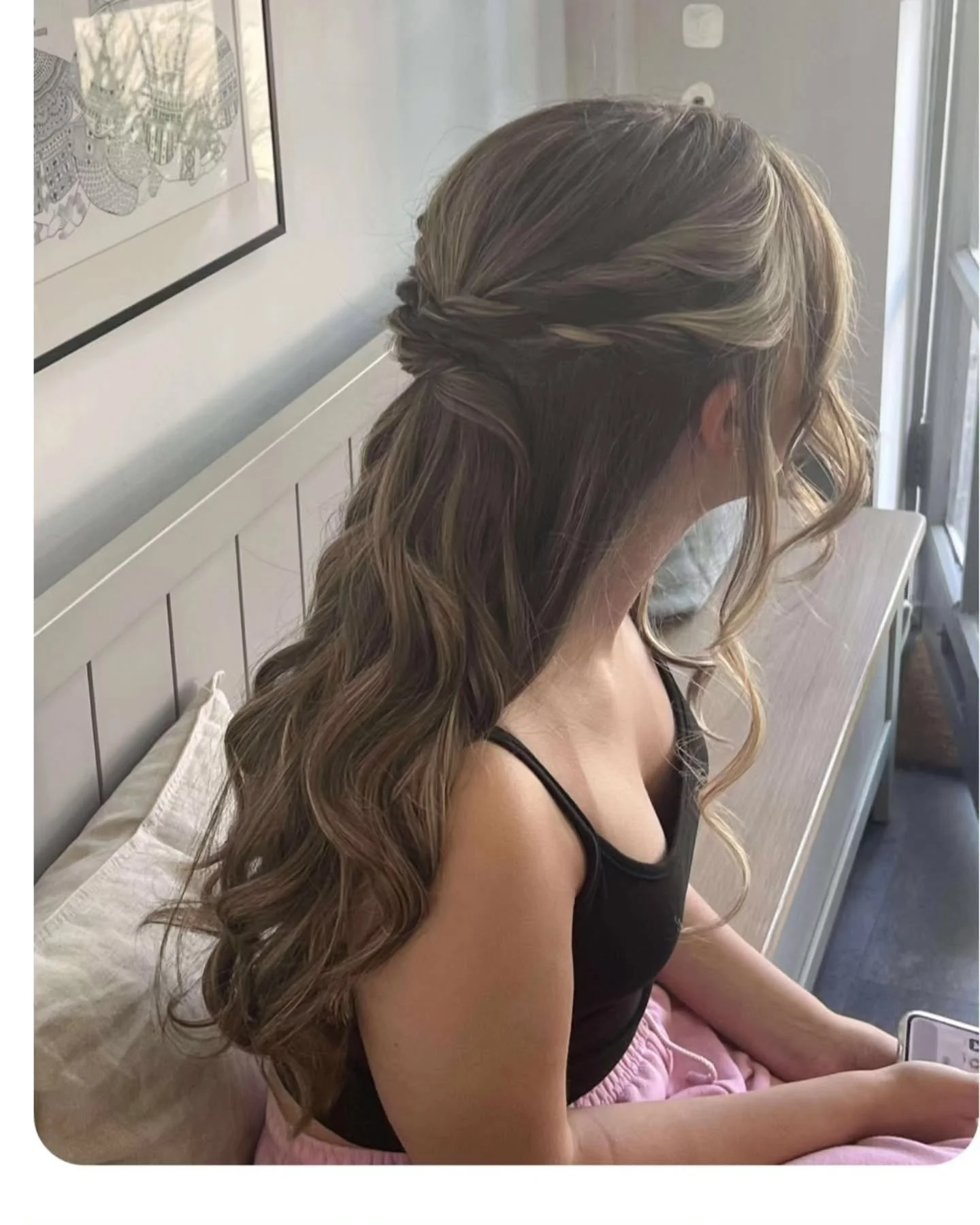 Our lovely Hannah ready for Prom 💙

Hair by Katy