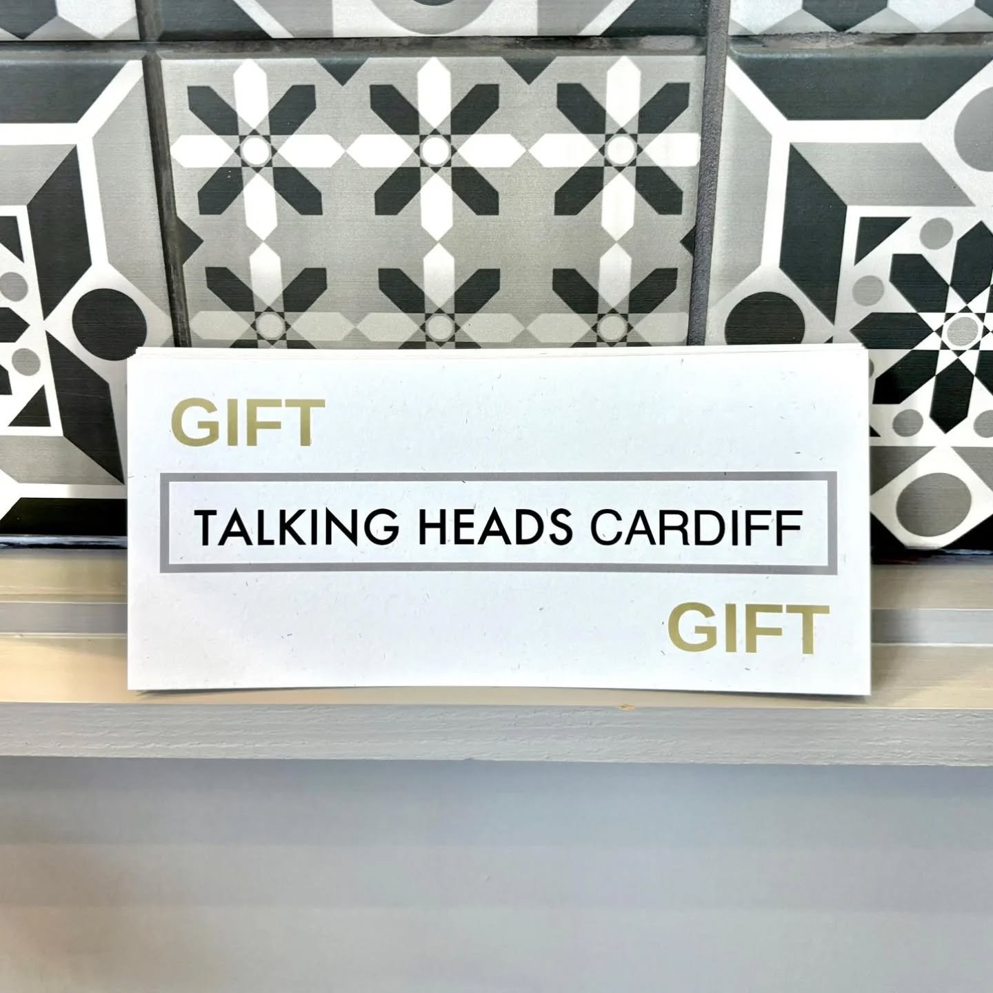 Looking for present ideas for your loved ones ? Why not treat them to a christmas blowdry or a bonus discount on their next appointment with our gift cards 🧑&zwj;🎄🌲⭐️