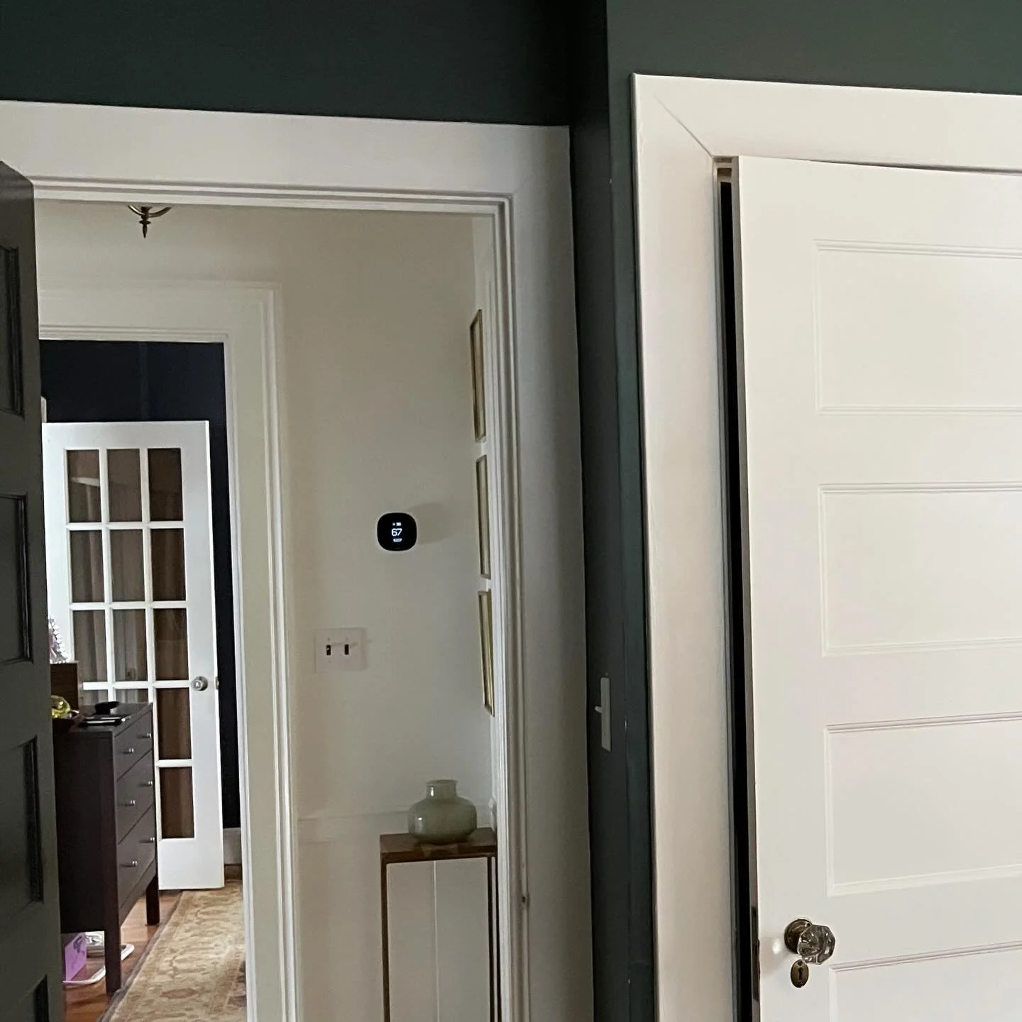 Doorway, in doorway, in doorway, (in doorway?). This feels dynamic and calm at the same time.  Maybe it&rsquo;s the palette? 

It&rsquo;s always great meeting new people, seeing their spaces, and thinking of ways to make their home function even bett