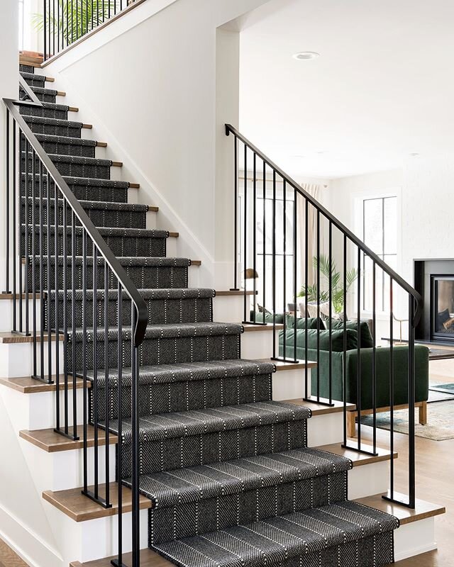 Raise your hand if you like your stairways to make a statement... #refinedcustomhomes