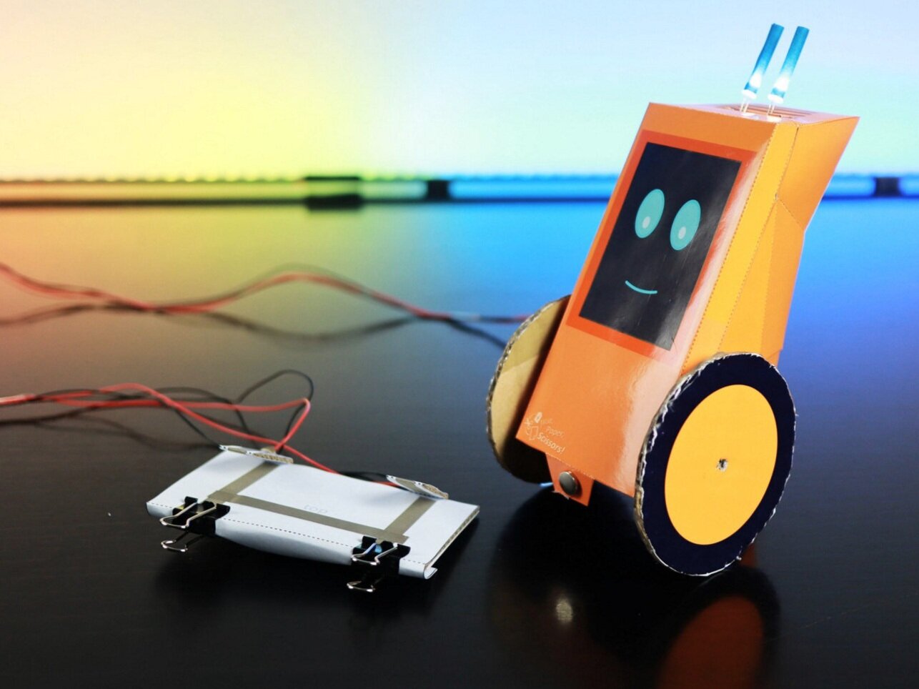 Simple Remote Controlled Paper Robot
