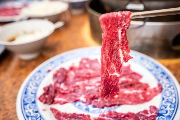 我吃的是重組肉嗎？與一般肉差在哪？ 辨識「肉品真偽」秘訣曝光