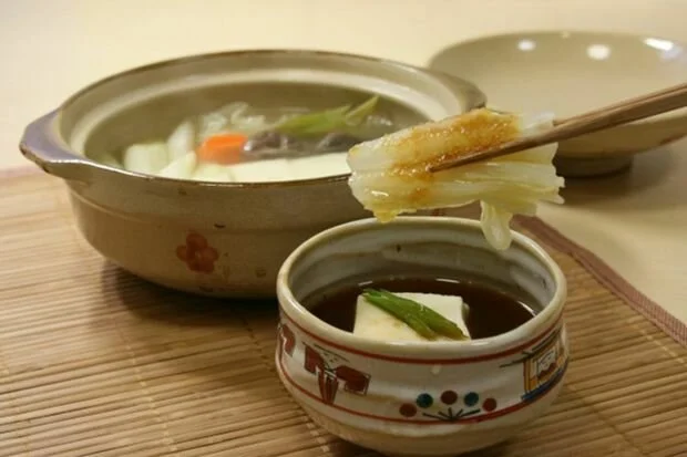 がんの要因は食事が3割！赤身肉＆加工肉にアルコール、専門医が口に「するもの／しないもの」