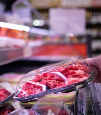 日本人が知らない「肉や卵」の実はあぶない実態…毎日食べる食材は本当に大丈夫なのか