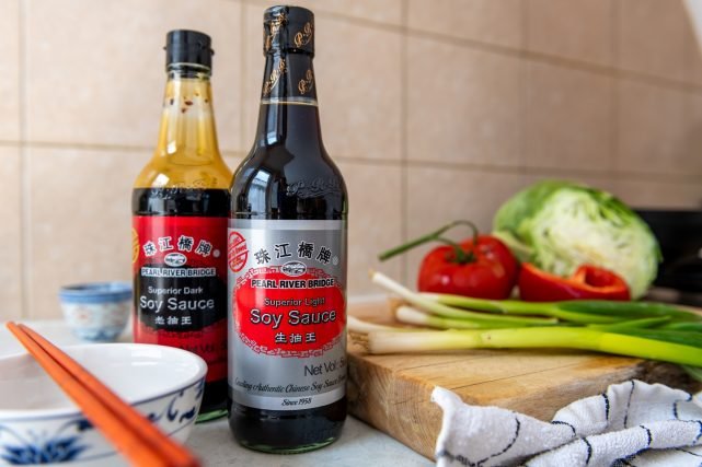 Les additifs à éviter absolument quand on achète de la sauce soja selon une diététicienne