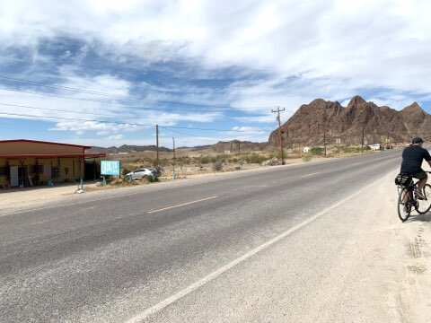  This is the town of Terlingua. In the late 1800s, the town was discovered as a place to mine mercury. This caused an influx of miners to the area, that it drew a population of 2,000 and by 1900 there were four mining companies in the area. After res