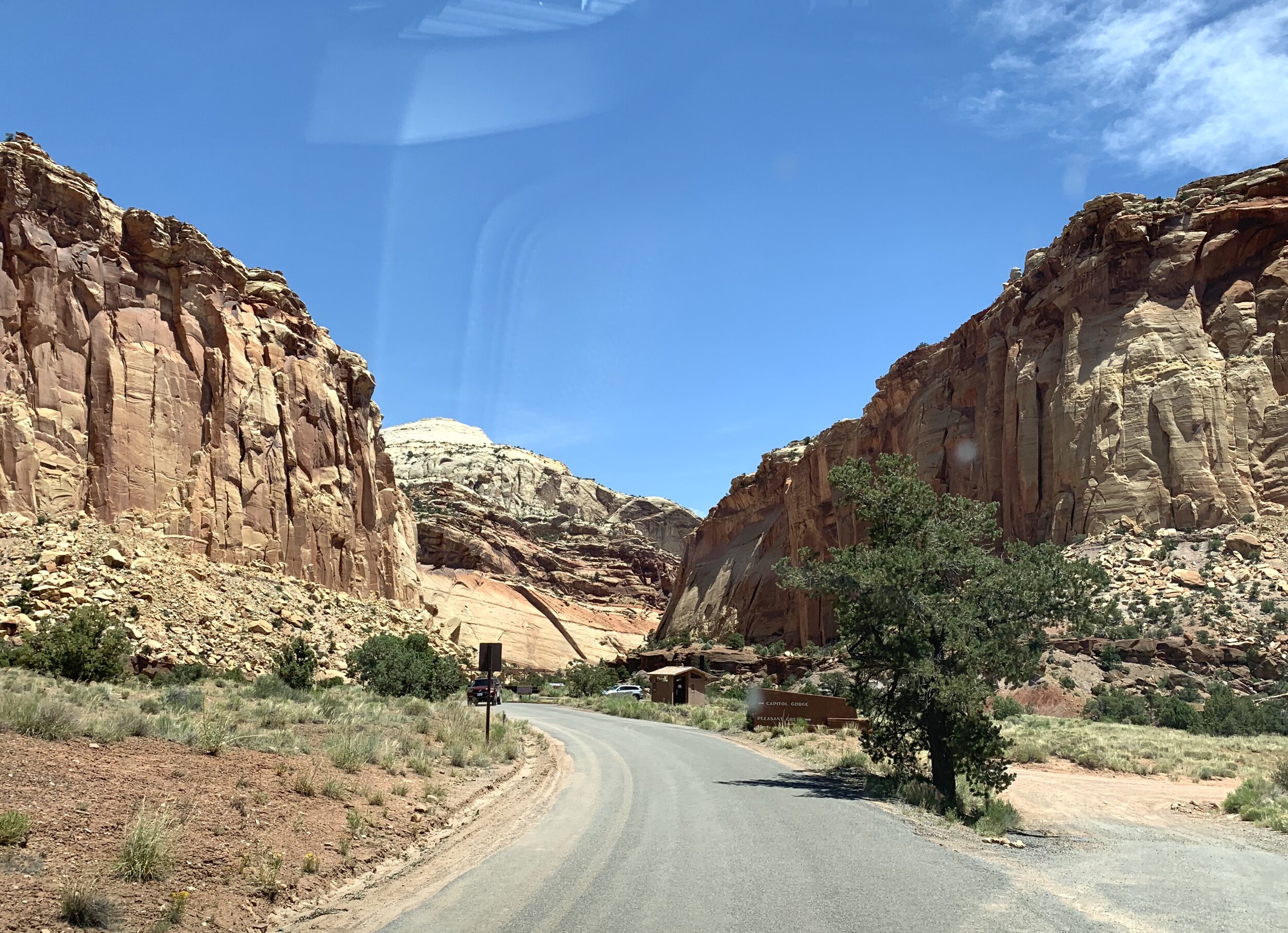  Capitol Reef is named after both the Capitol Building and the Waterpocket Fold. “Capitol” refers to white features that resemble the capitol building in Washington, while “reef” refers to the rocky Waterpocket Fold. 