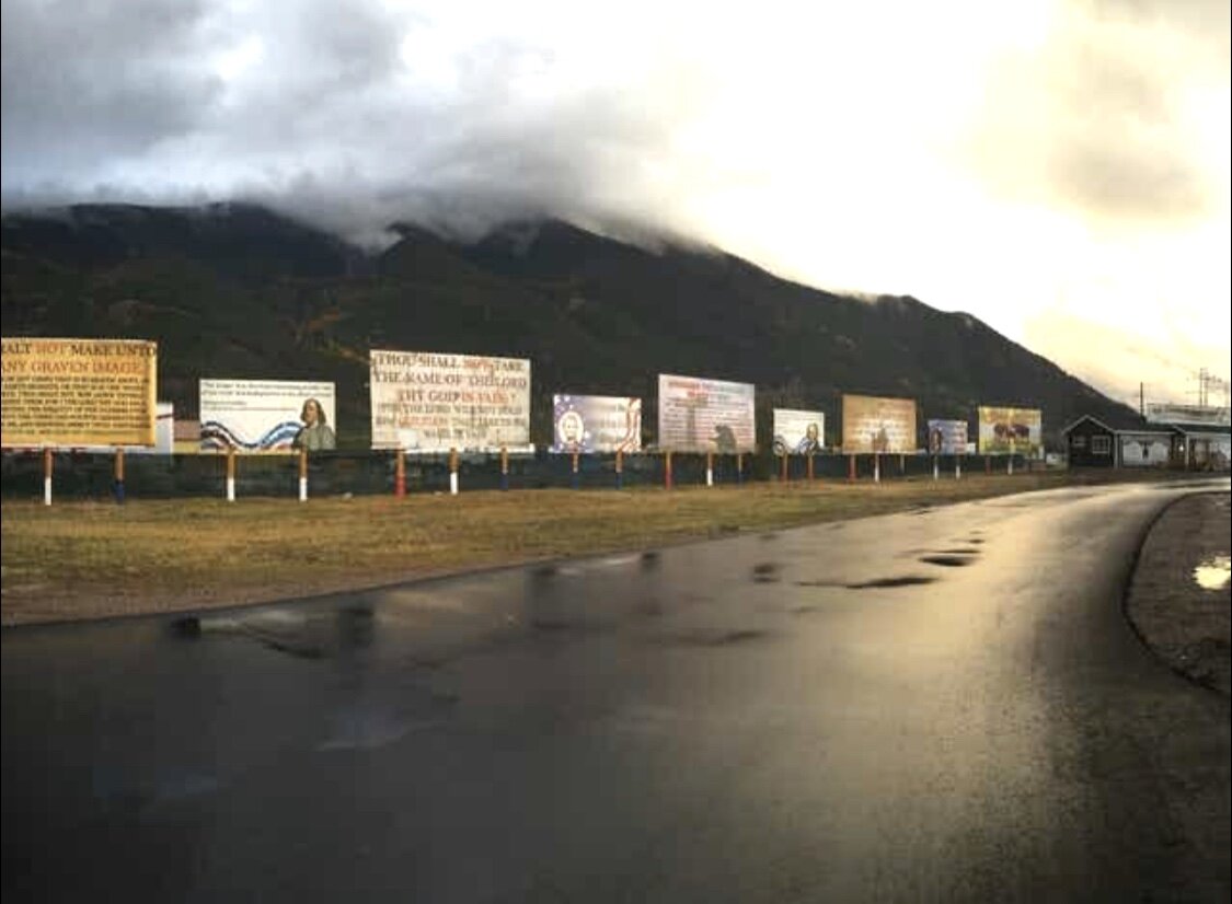  While driving in Columbia Falls, we noticed the   10 Commandments Billboard Park,   on the side of the road. This unusual attraction had a billboard for each of the 10 Commandments and other billboards with faith-based quotes from past presidents. I