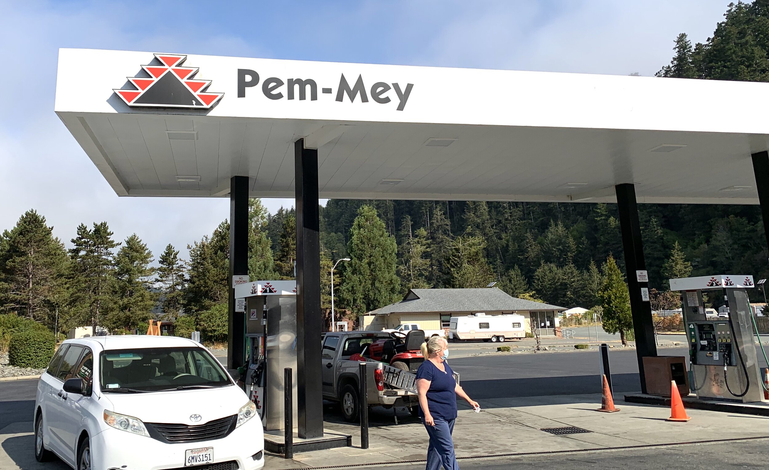  Many new things in the west; getting gas on the  Yurok Indian Reservation  in Klamath, California. Is there any chance Pem-Mey means  QuickTrip?  