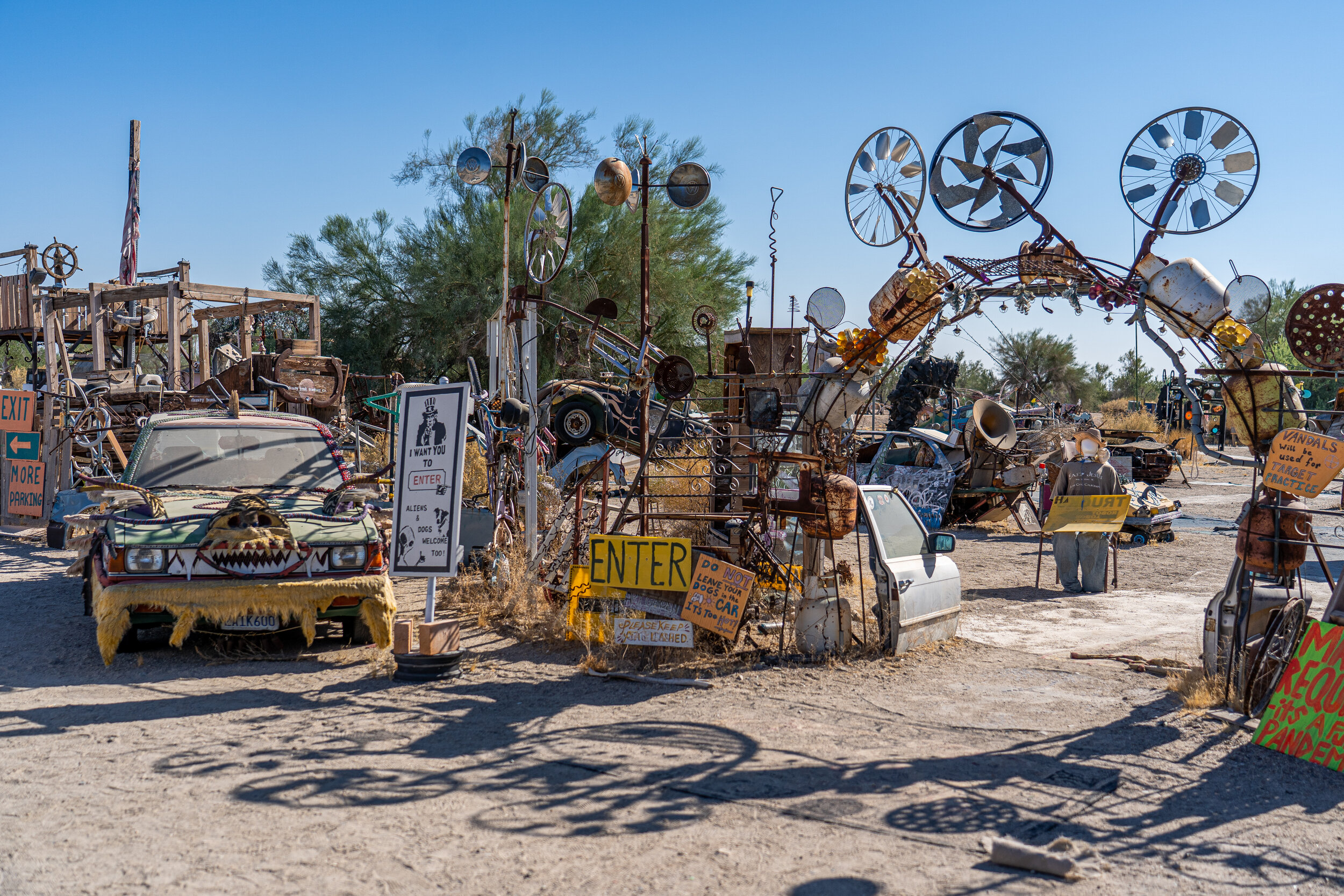   East Jesus  is at the very end of Slab City. My best explanation is that it’s a place where artists live and create random things with random things. Their humorous yet sophisticated website explains it in a little more detail:  The inhabitants pro