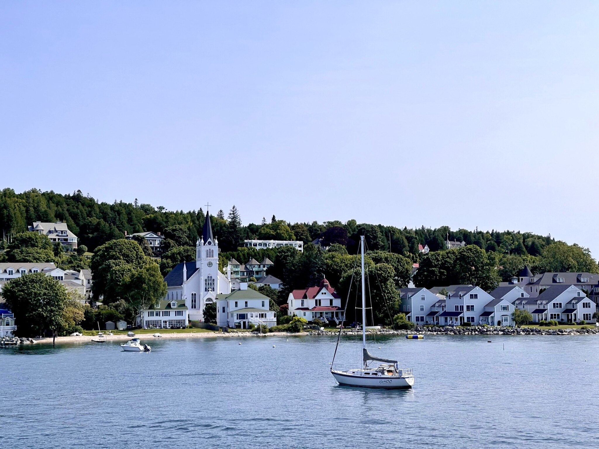  We crossed the Mackinac Bridge into the upper peninsula, and caught a ferry onto  Mackinac Island . In the late 19th century, Mackinac Island became a popular tourist attraction and summer colony. Because of its historic significance, the entire isl