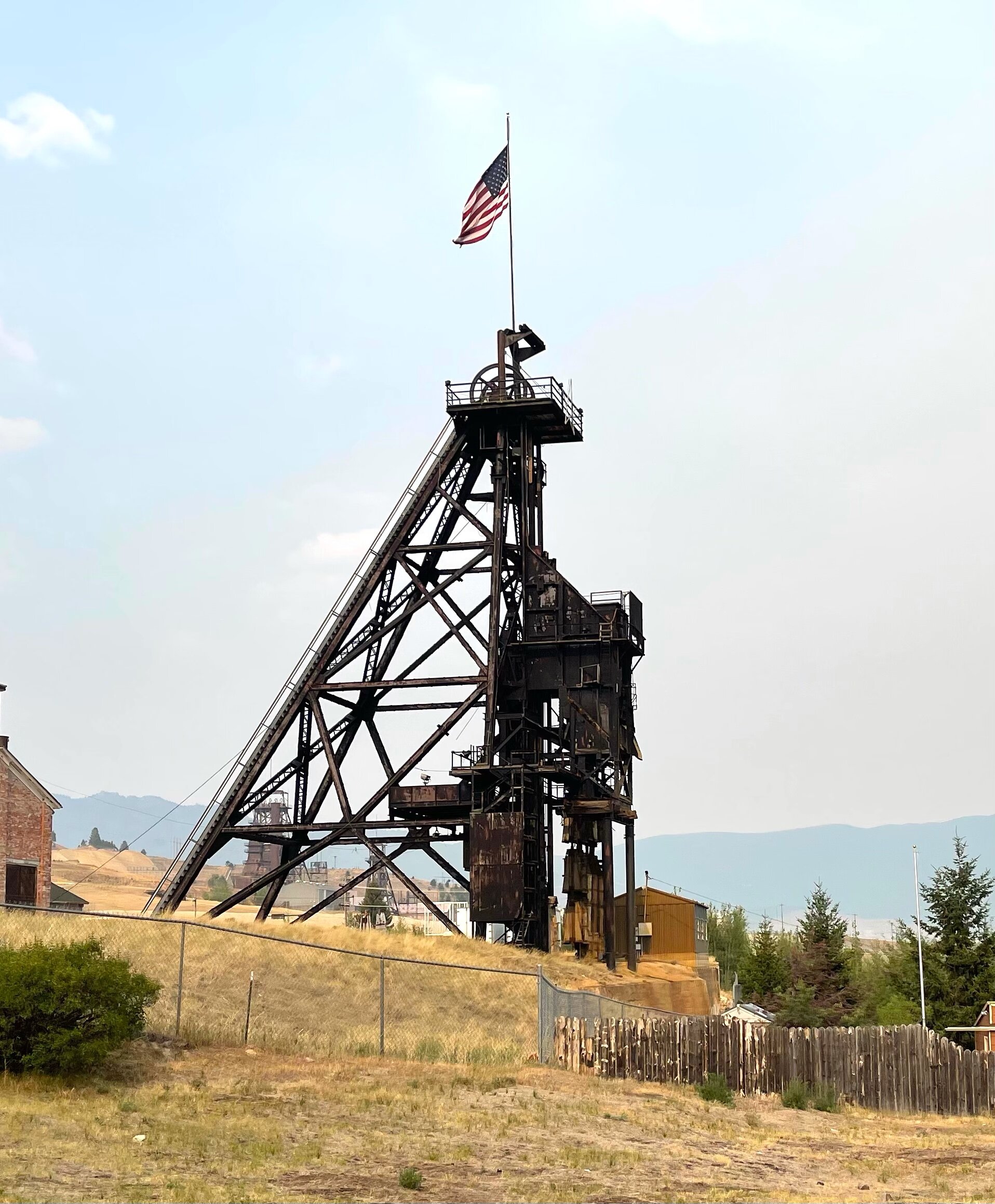  Butte's population and the economy tanked in the 1970s, and in 2000, mining stopped altogether. In  2002, mining started again due to significantly rising copper prices. Today 370 people still work in this ragged little town, pulling copper out of t