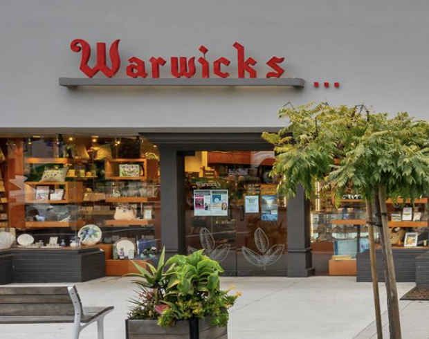 WARWICK'S BOOKS: In Conversation with Mona Awad (Virtual)