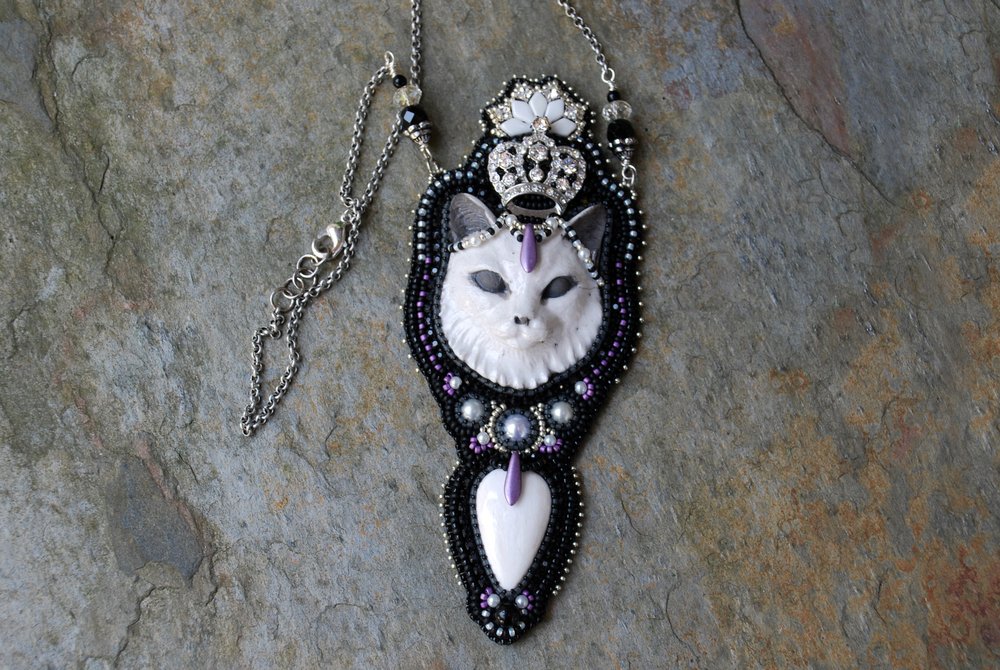 White And Black Cat Bat Hand Beaded Necklace Gothic Jewelry – Starrlight  Boutique