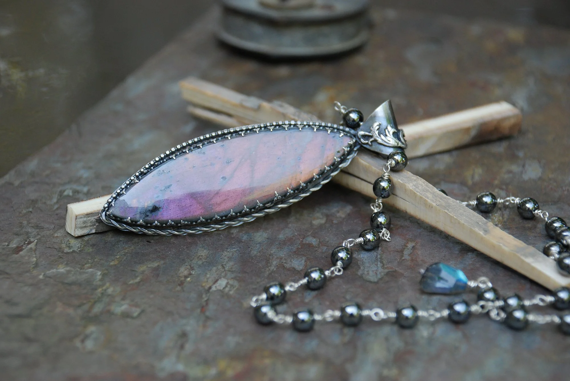 labradorite3.jpg