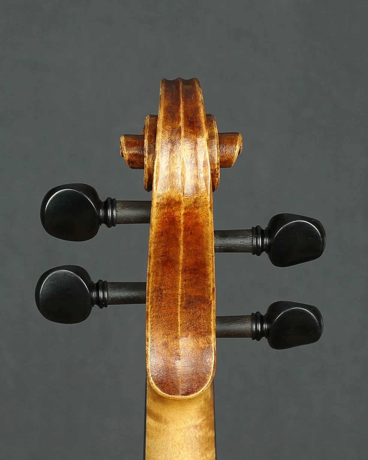 Thrift:McCumber Strad model 2021, scroll back.JPG