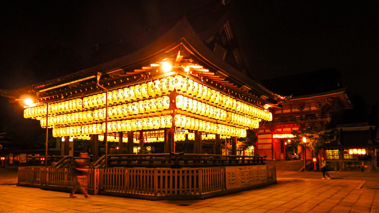 20151001-043 - Yasaka.jpg