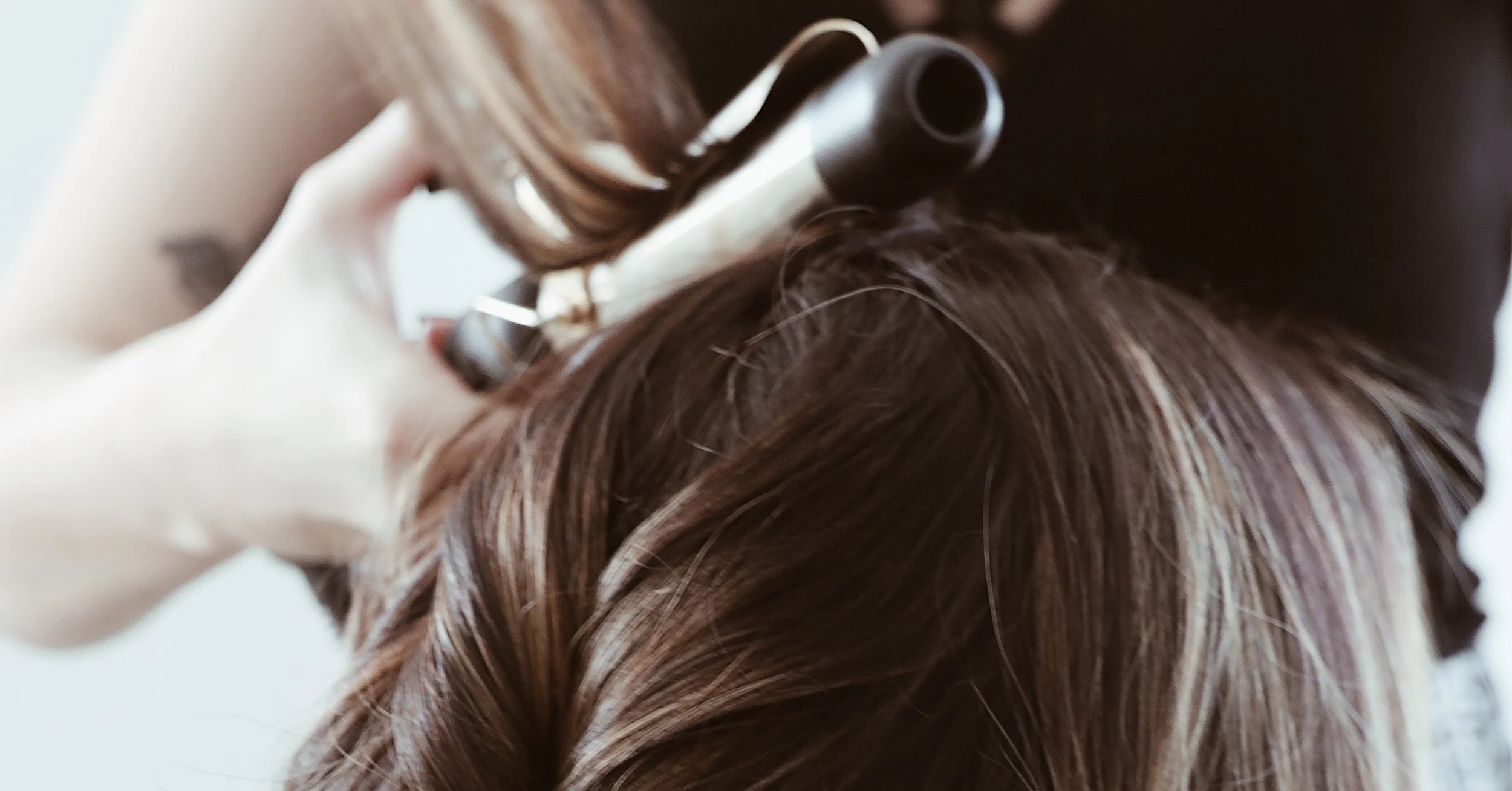 How to Style Heat-Friendly Synthetic Wigs: Tips and Techniques