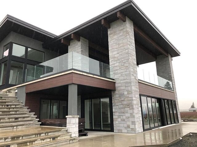 North Vancouver came to Chilliwack. If only we had more of this style housing here!⠀⠀⠀⠀⠀⠀⠀⠀⠀
~12mm glass on matte black base shoe.⠀⠀⠀⠀⠀⠀⠀⠀⠀
.⠀⠀⠀⠀⠀⠀⠀⠀⠀
.⠀⠀⠀⠀⠀⠀⠀⠀⠀
.⠀⠀⠀⠀⠀⠀⠀⠀⠀
.⠀⠀⠀⠀⠀⠀⠀⠀⠀
. ⠀⠀⠀⠀⠀⠀⠀⠀⠀
#framelessglass⠀⠀⠀⠀⠀⠀⠀⠀⠀
#framelessrailing⠀⠀⠀⠀⠀⠀⠀⠀⠀
#s