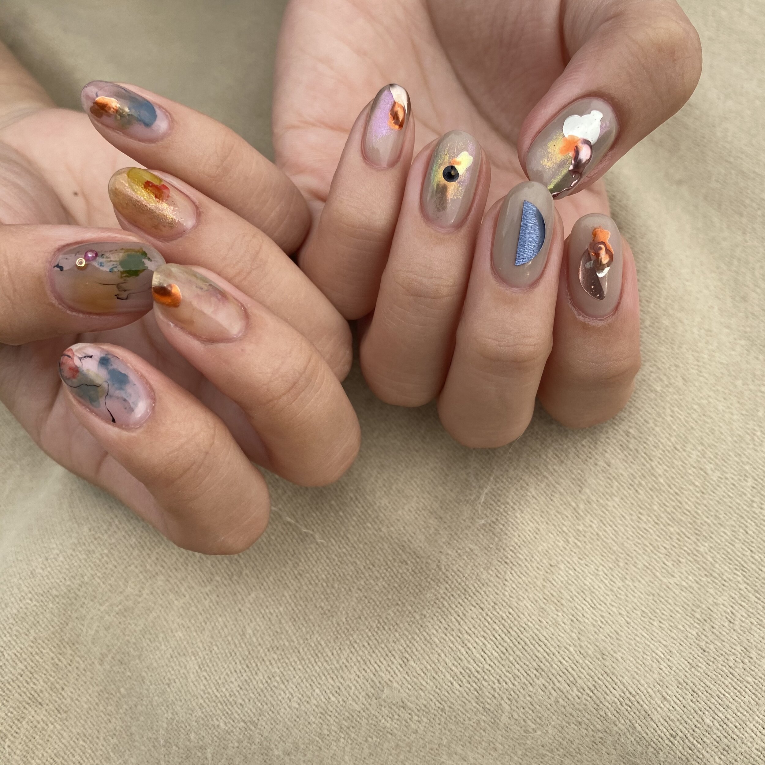 カラフルネイル