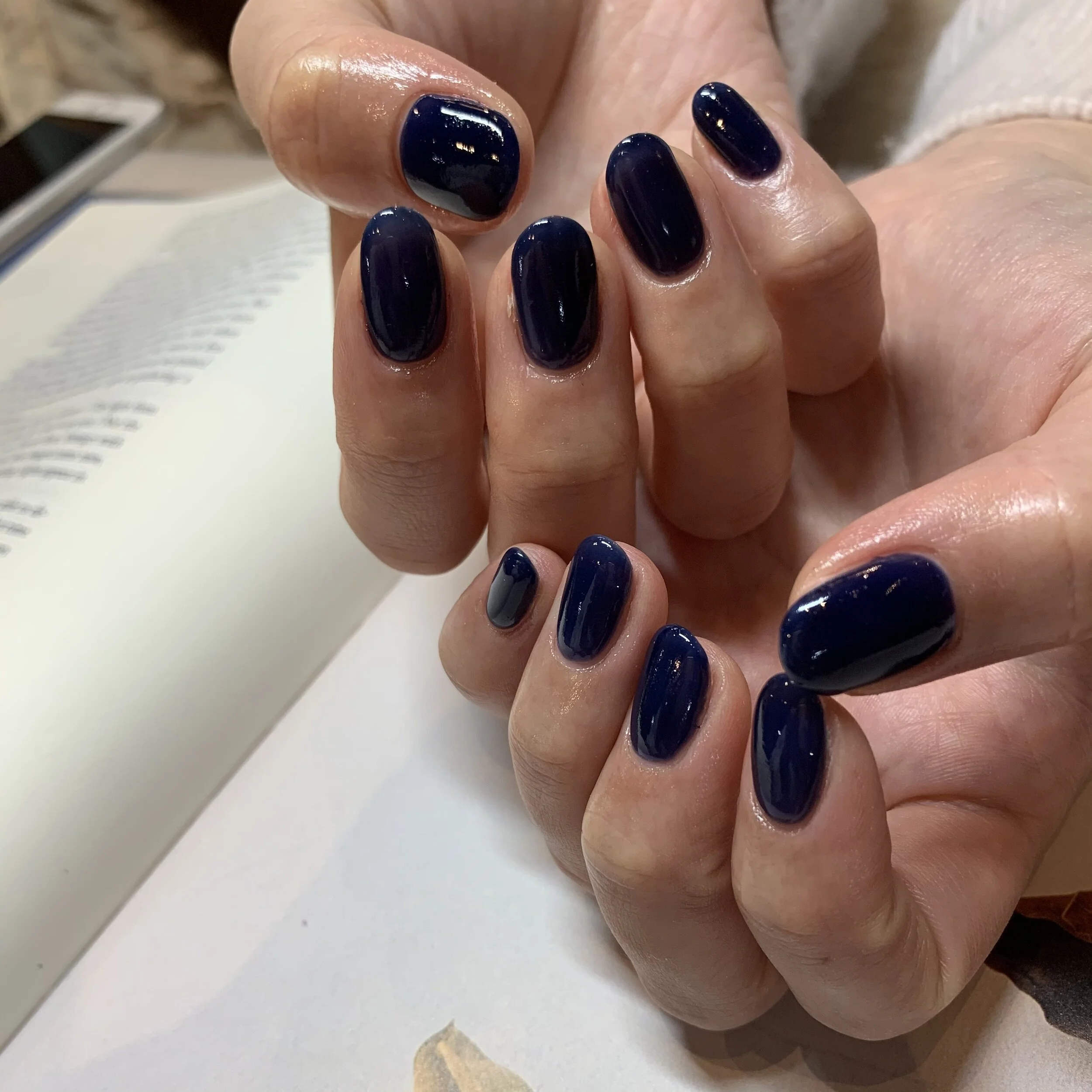 DLAW nail【ドロウ ネイル】原宿・表参道にある、有名タレント・モデル