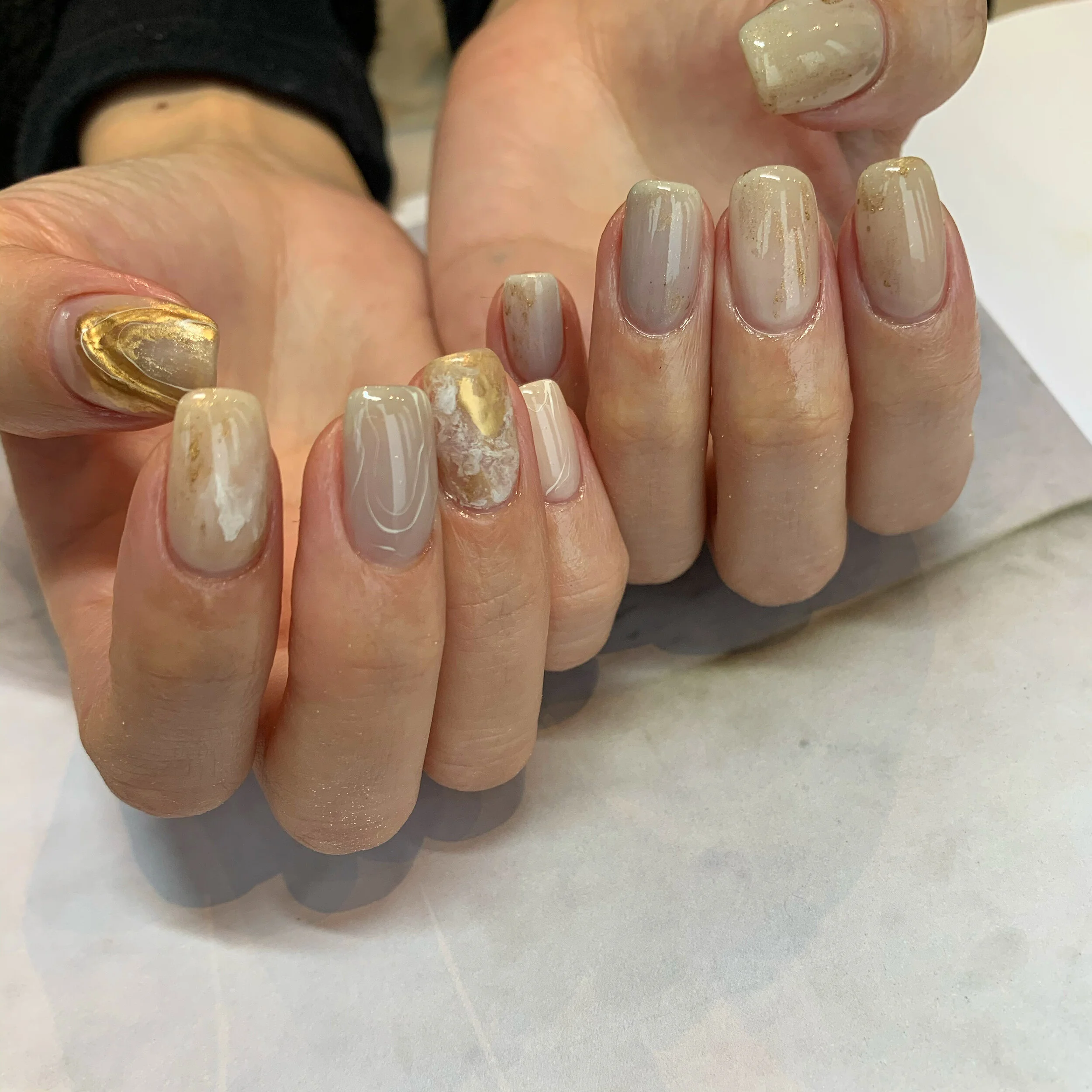 冬のニュアンスネイルデザイン