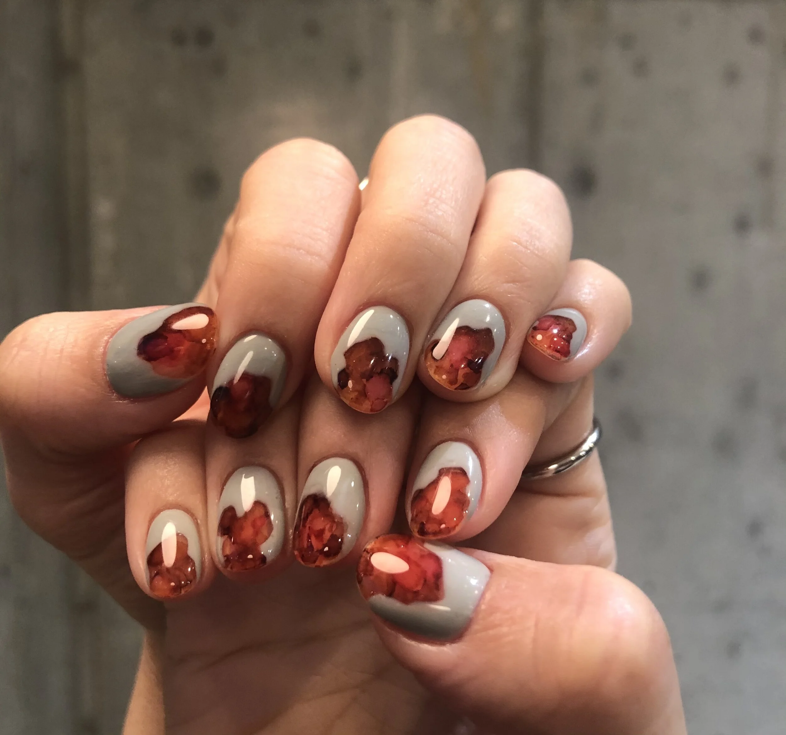DLAW nail【ドロウ ネイル】原宿・表参道にある、有名タレント