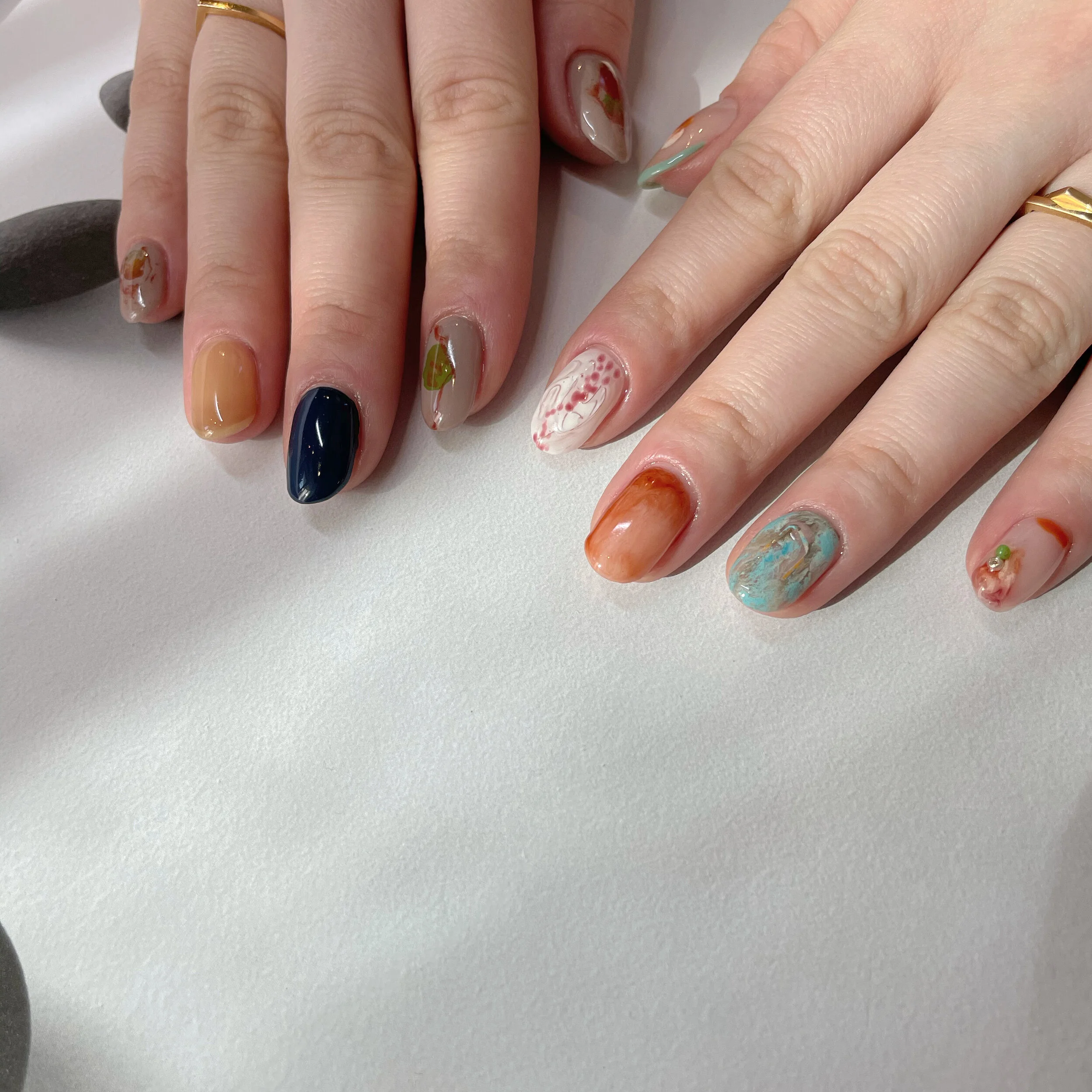 カラフルネイルデザイン