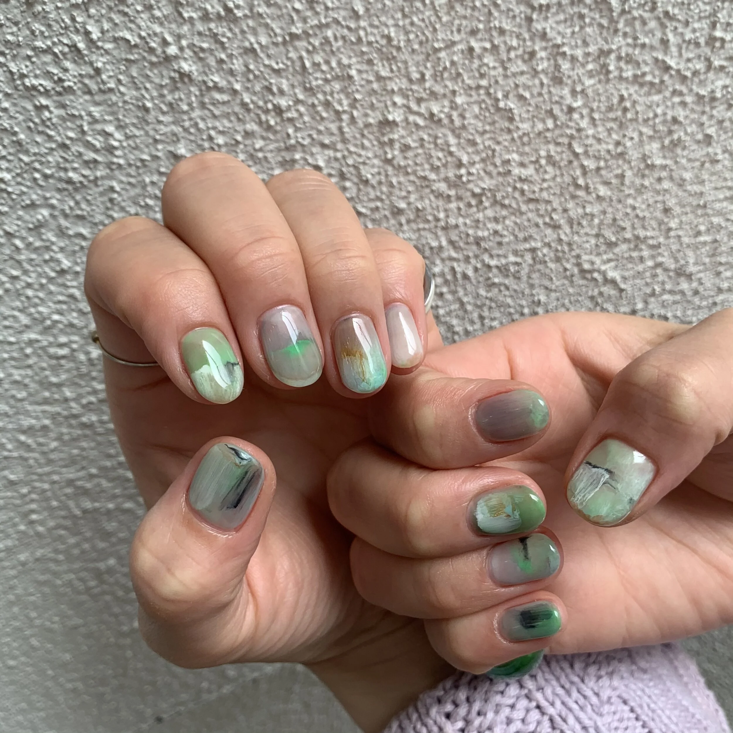 グリーンカラーネイル