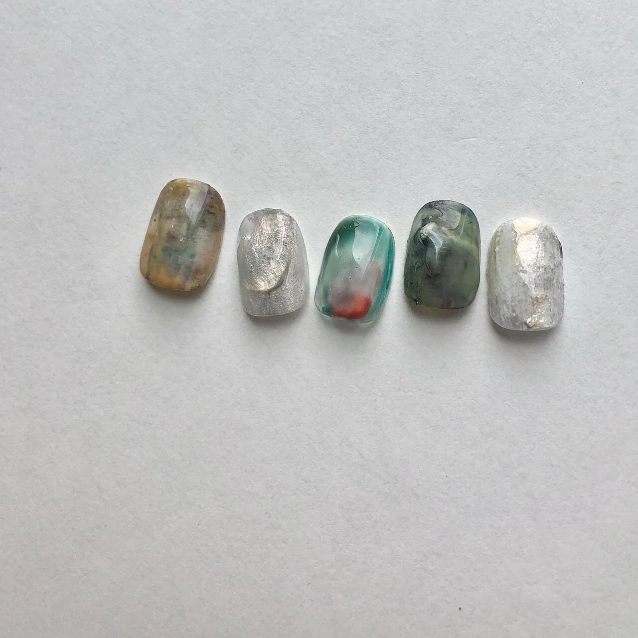 新作夏ネイルチップ