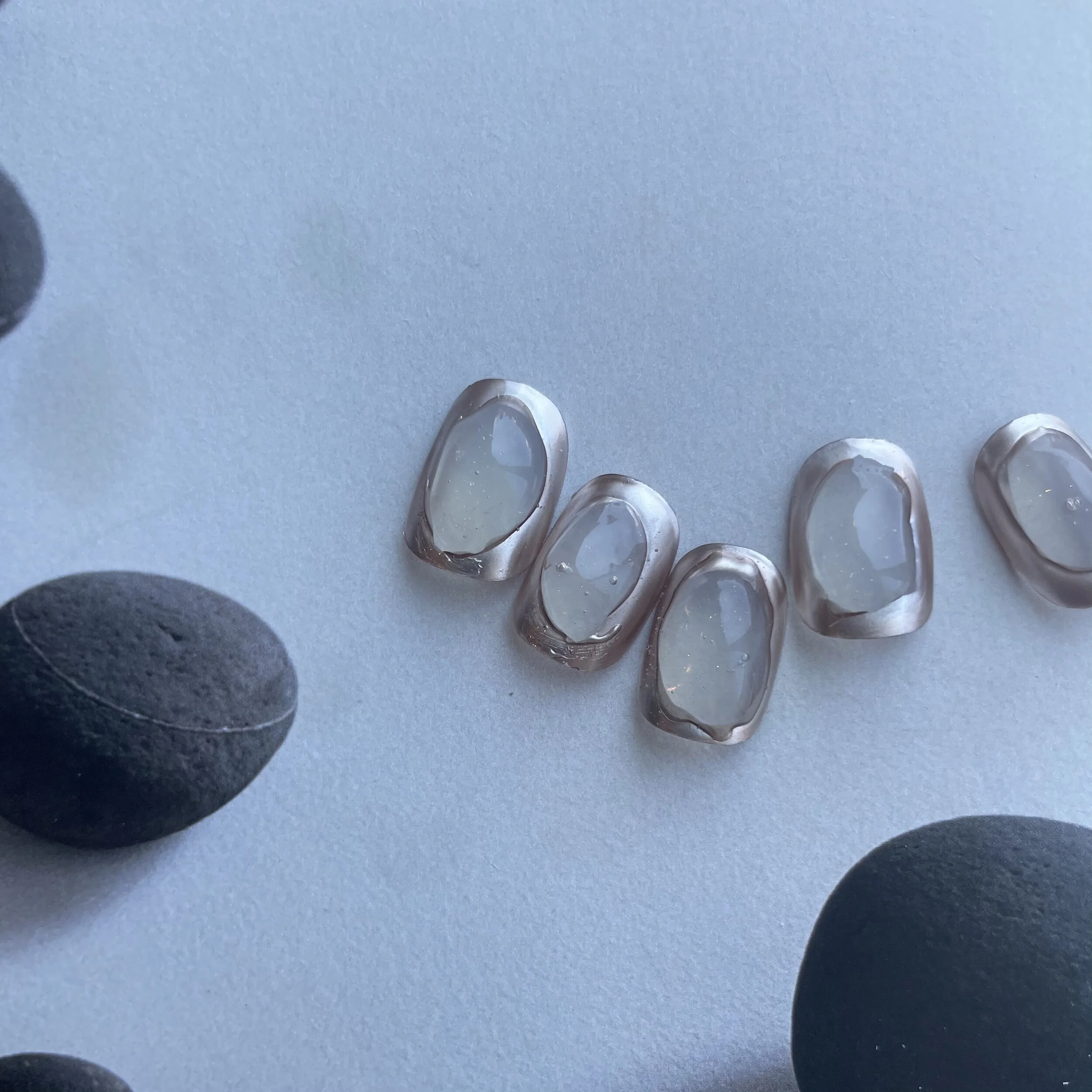 凹凸囲みネイル